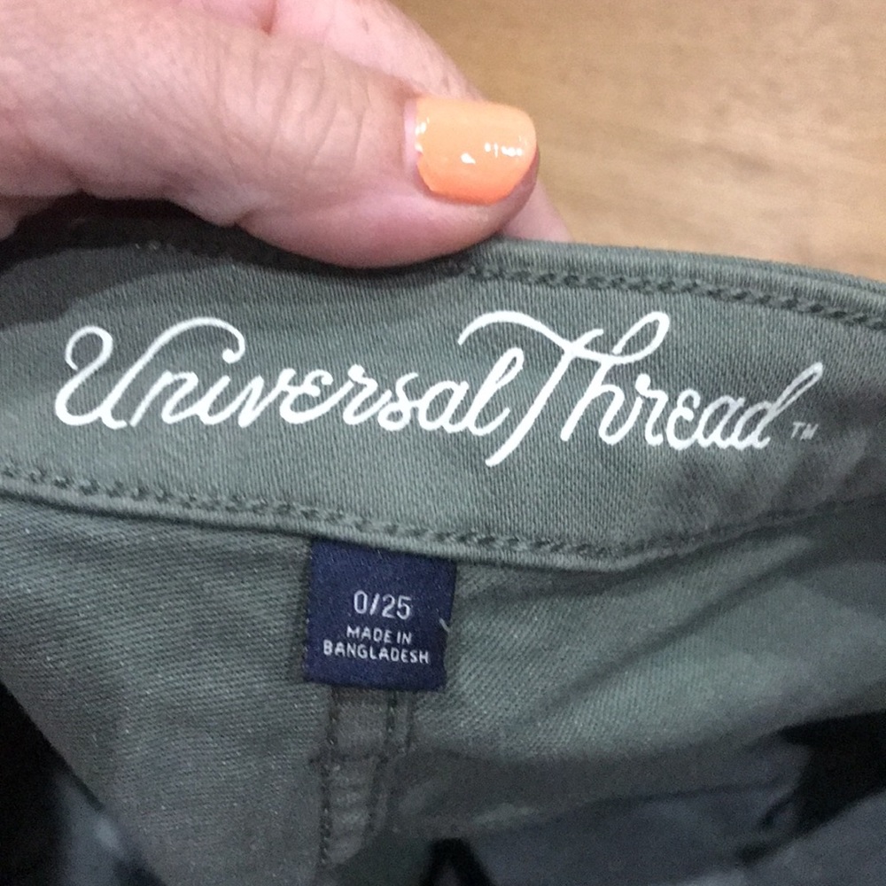 Universal Thread Army Green High Rise MIDI Shorts - Picture 6 of 7